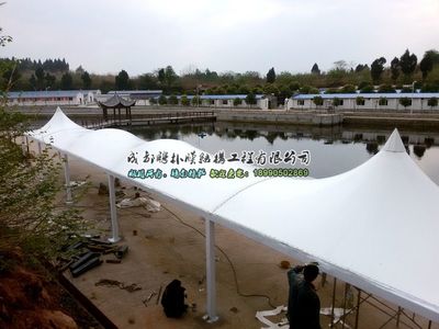河边休闲走廊膜结构-鸥朴膜结构-成都鸥朴膜结构景观工程-万贯五金机电网